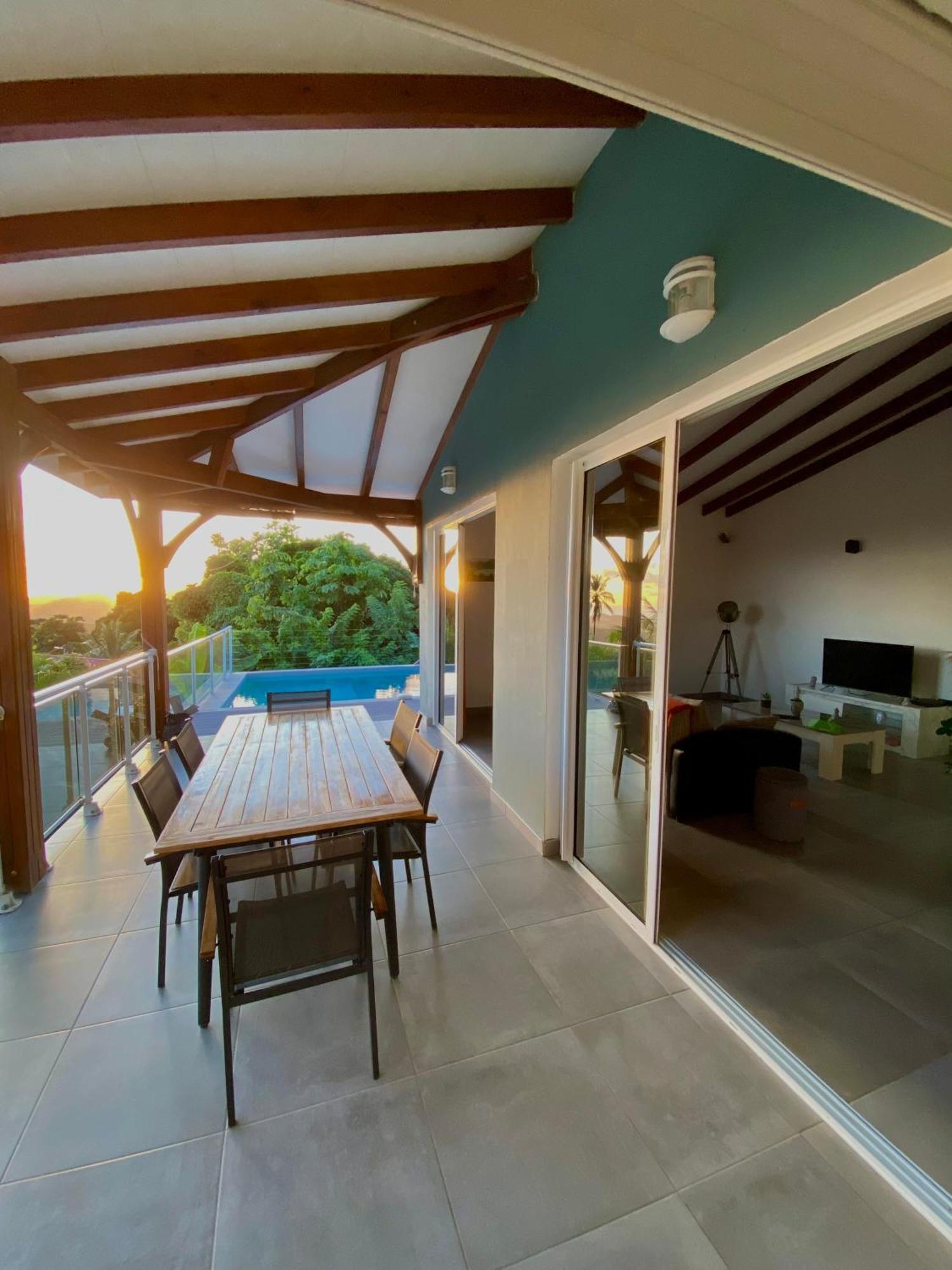 Les Villas Pameyaque 2 F2 Avec 1 Piscine Et 1 F3 Avec 1 Piscine, Superbe Vue Sur La Mer Riviere-Salee Exterior photo